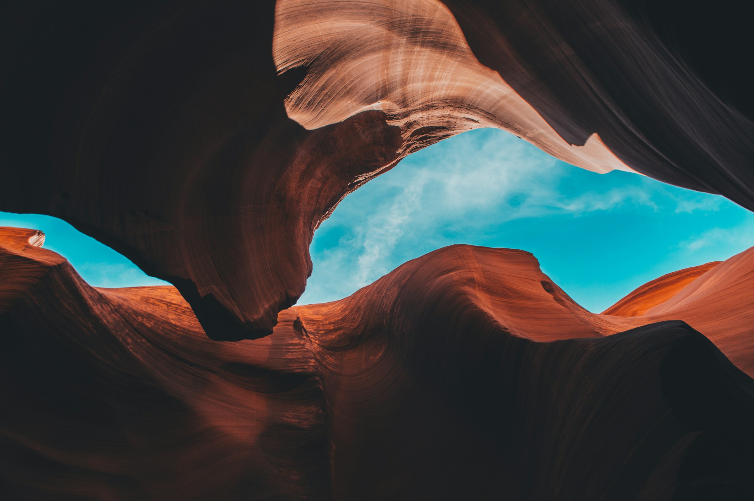 Execution Gaps in Signal-Based Selling